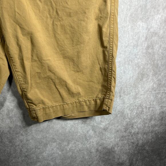 American Eagle Shorts Mens 30 Brown Next Level Flex‎ Bermuda Flat Front Casual - Picture 3 of 10